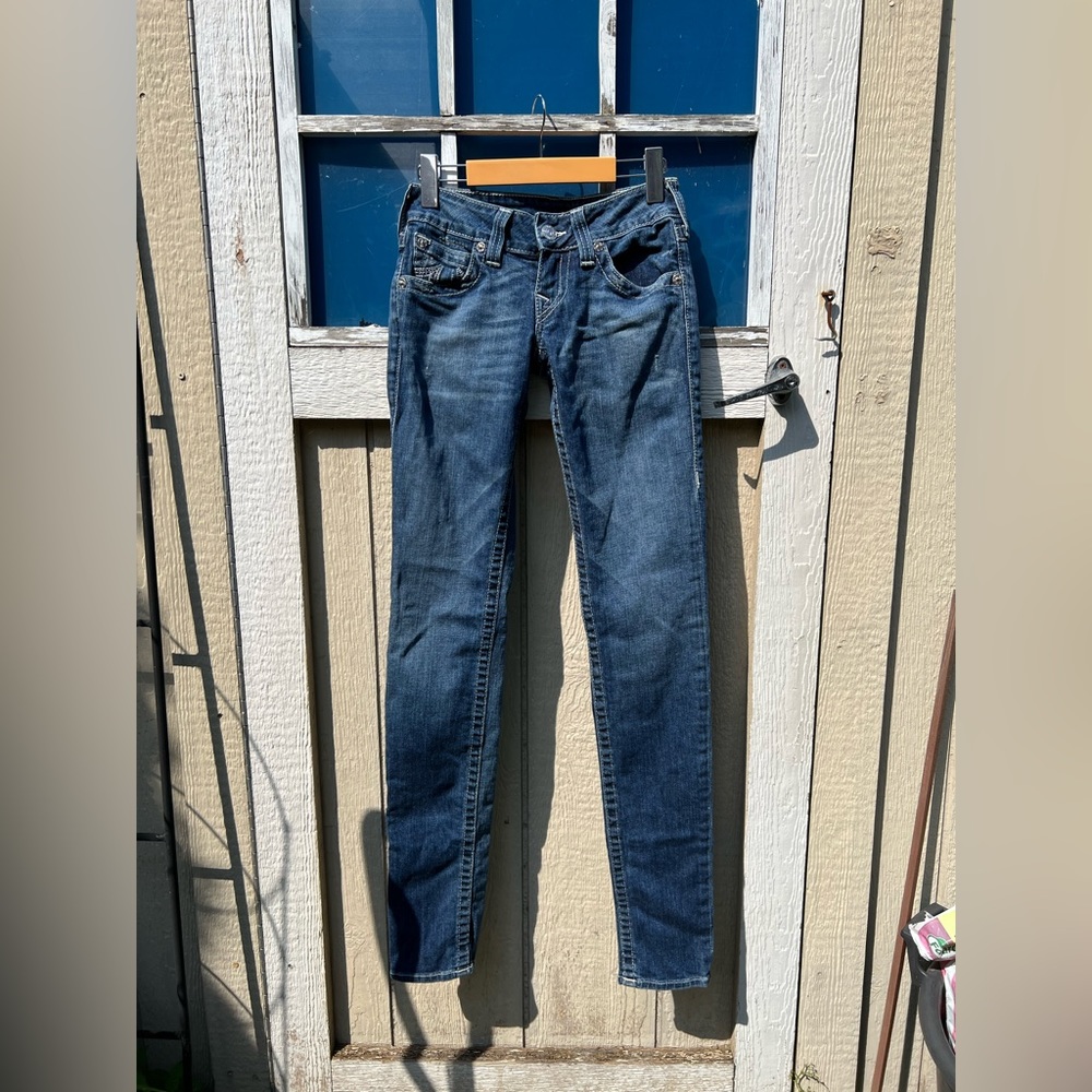 Gently Worn True Religion Skinny Jeans.